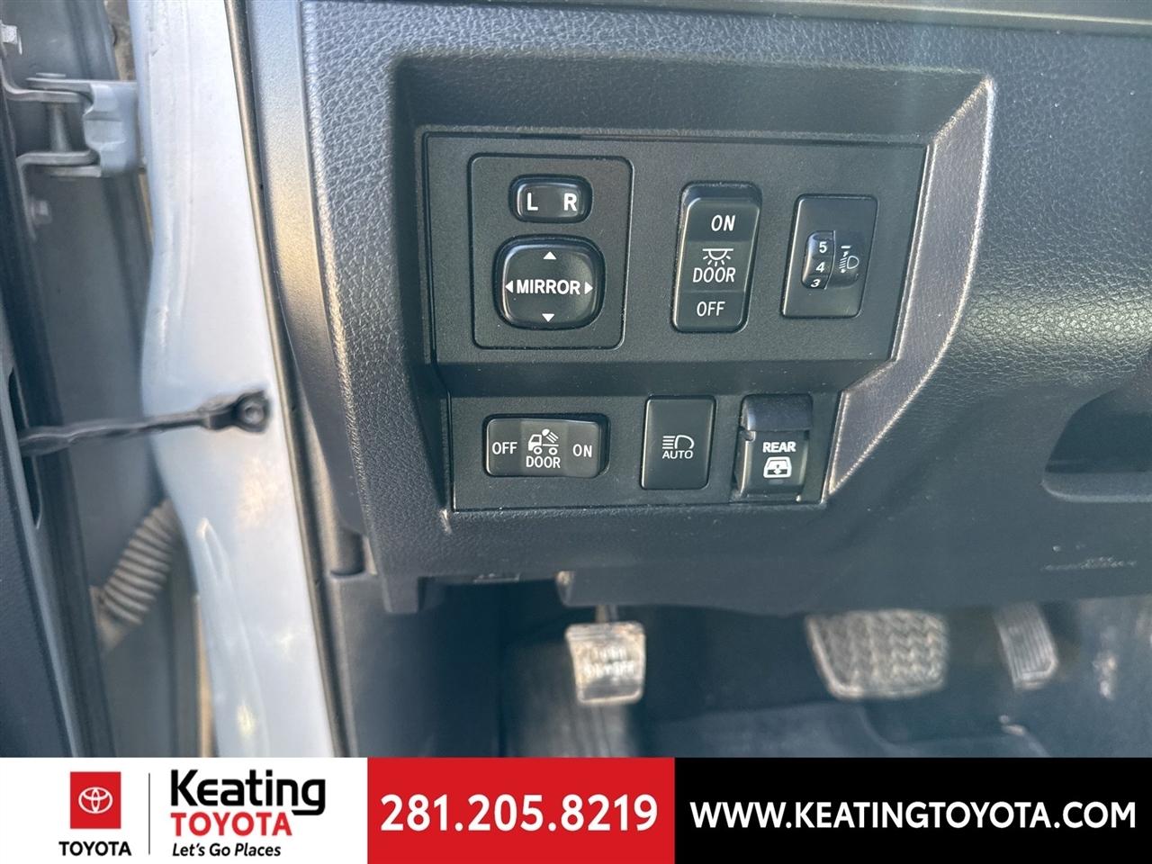 Toyota Tundra SR5 5.7L V8 CrewMax 2WD 2020