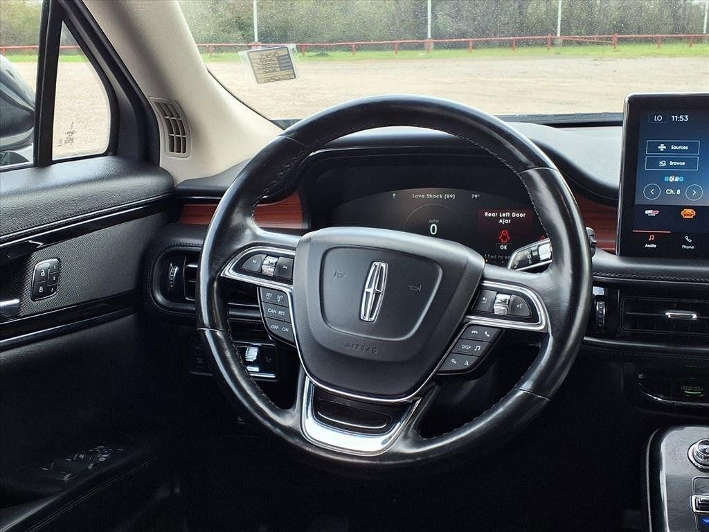 Lincoln Nautilus Reserve AWD 2022