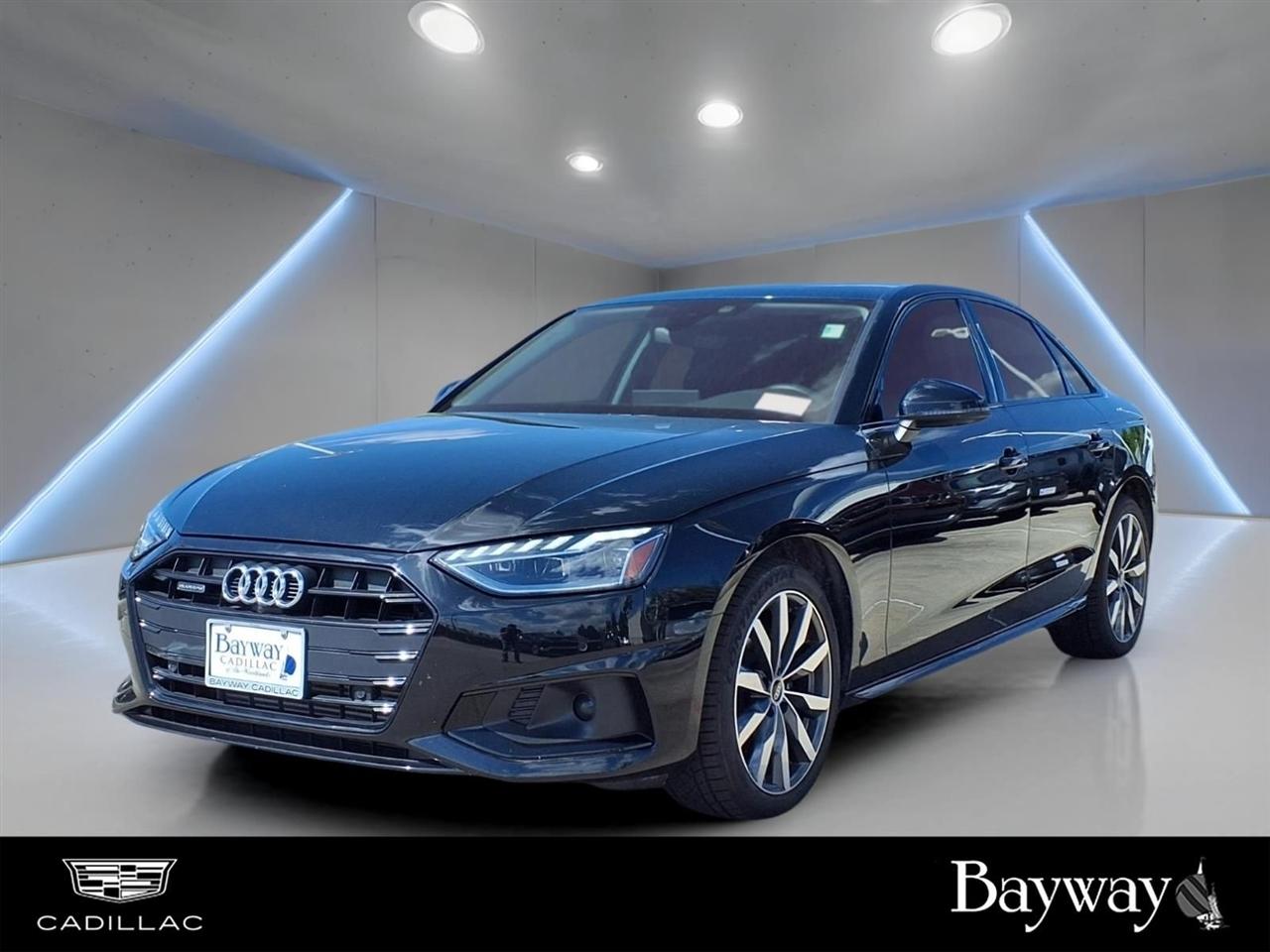 Audi A4 Premium Plus 40 TFSI quattro 2022