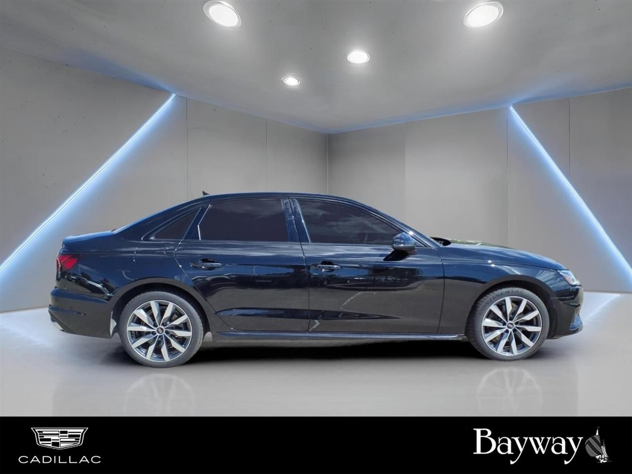 Audi A4 Premium Plus 40 TFSI quattro 2022