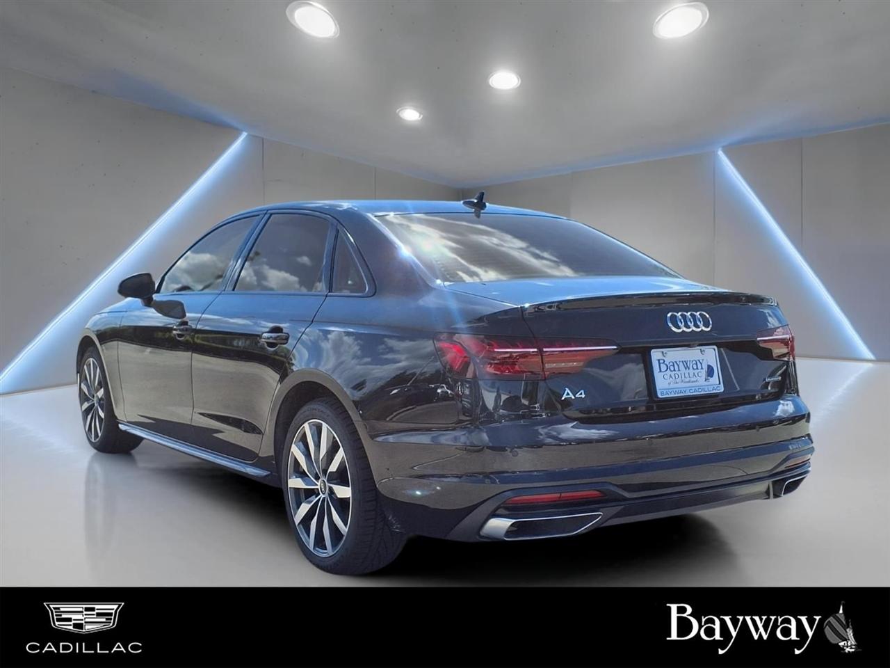 Audi A4 Premium Plus 40 TFSI quattro 2022