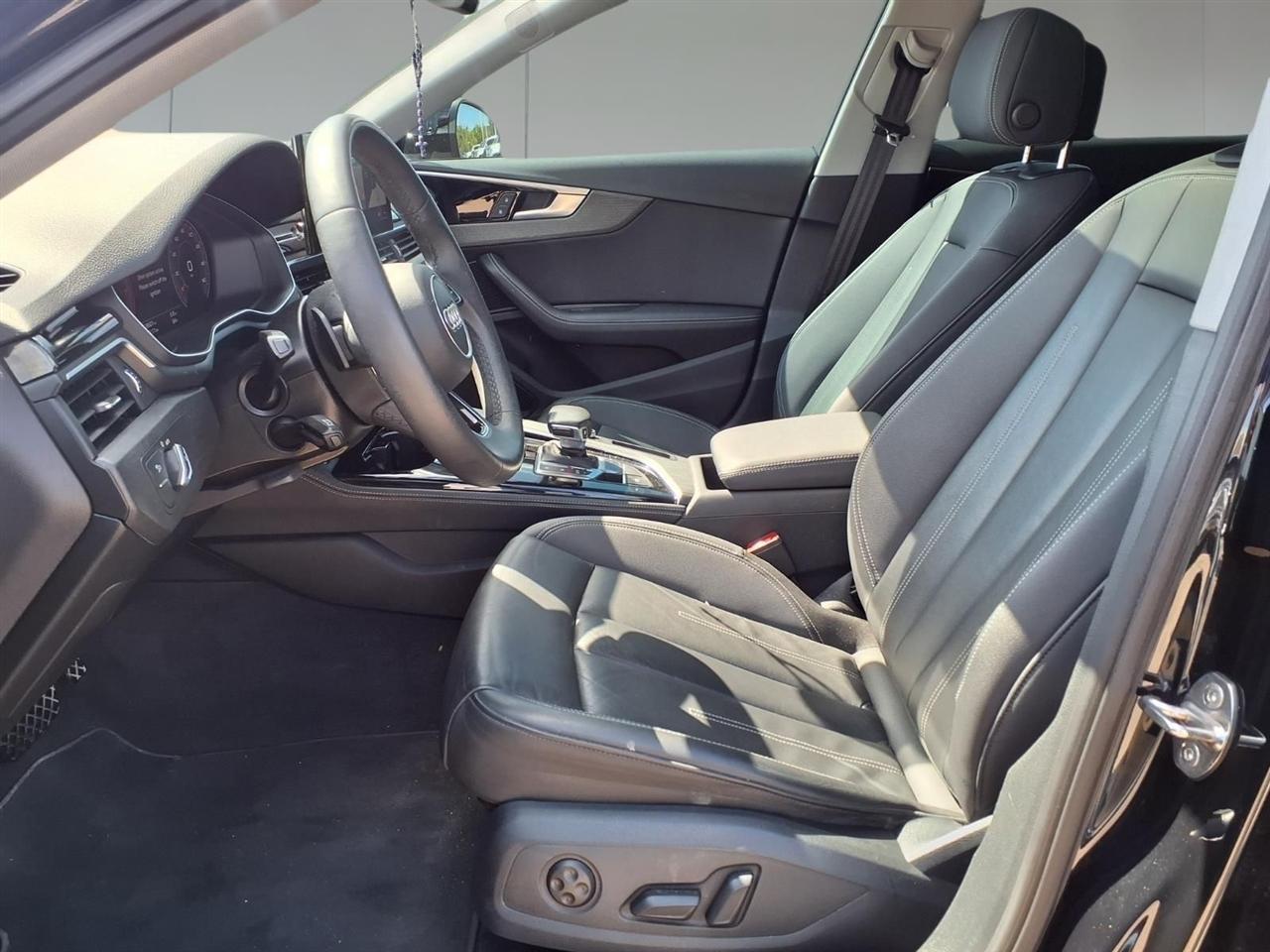 Audi A4 Premium Plus 40 TFSI quattro 2022