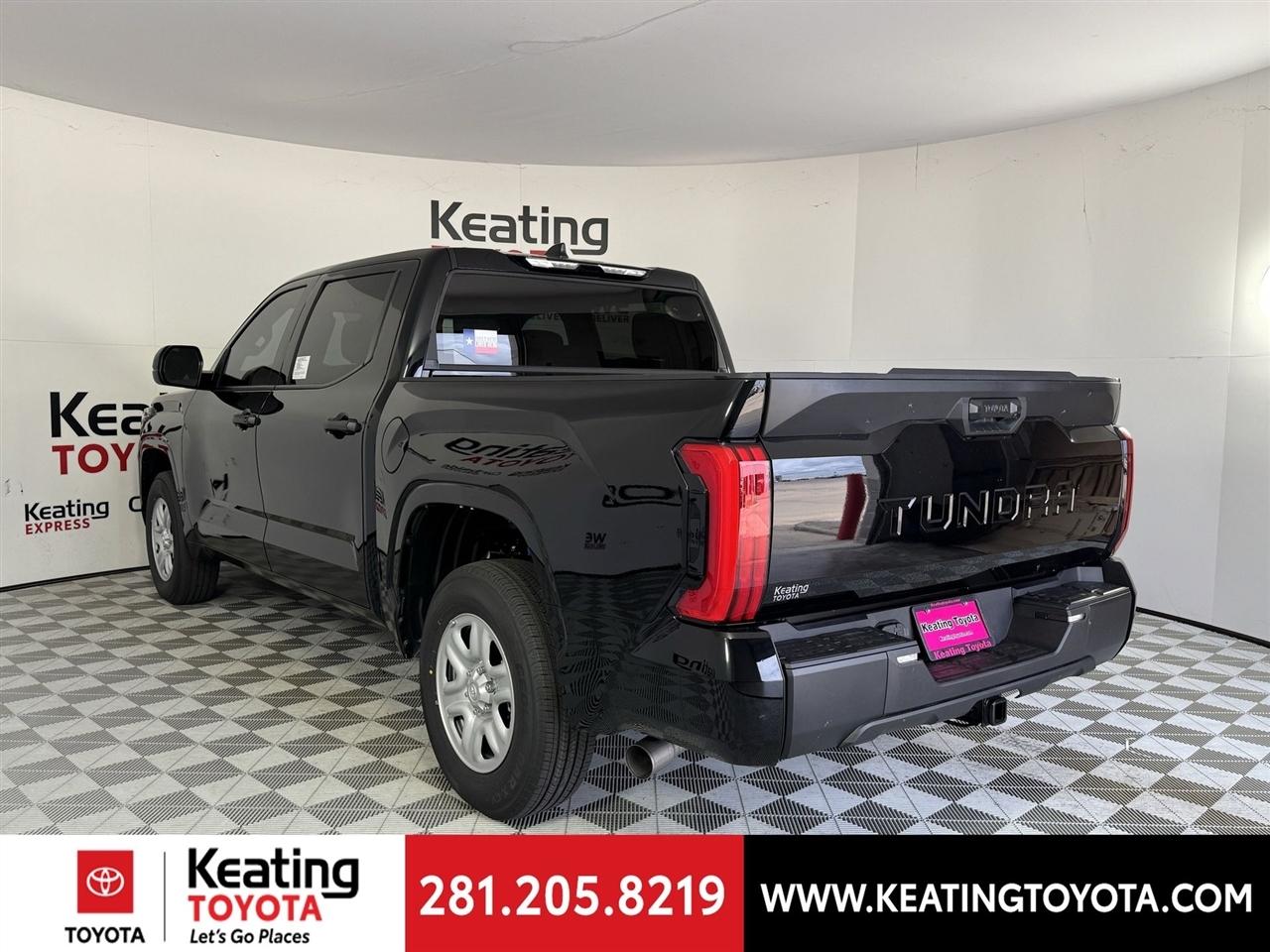 Toyota Tundra SR CrewMax 2WD 2026