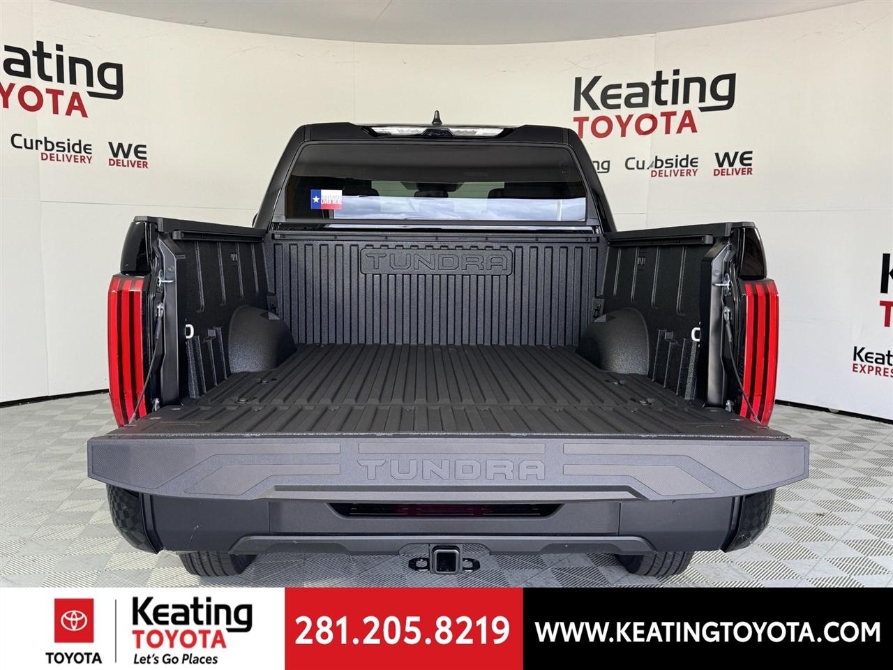 Toyota Tundra SR CrewMax 2WD 2026