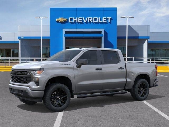 Chevrolet Silverado 1500 Custom Crew Cab 2WD 2026