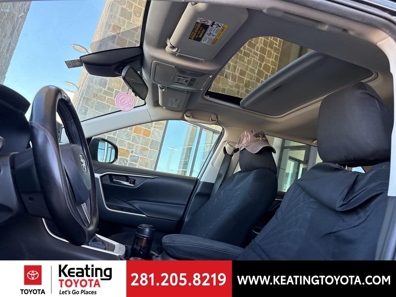 Toyota RAV4 XLE Premium 2020