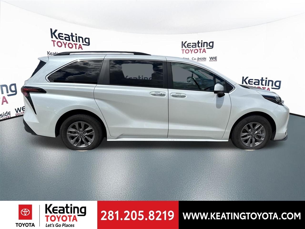 Toyota Sienna XLE 7-Passenger 2024