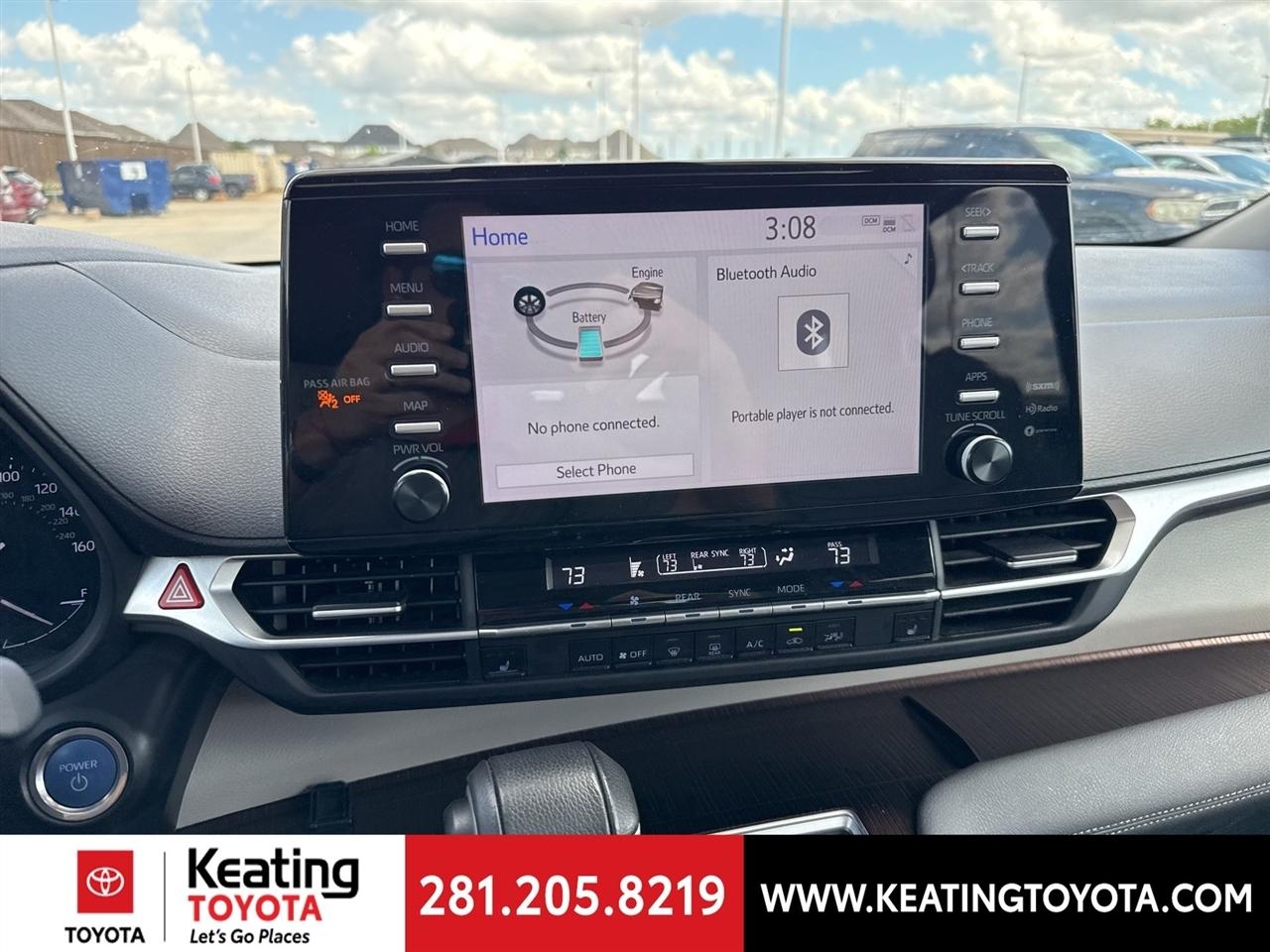 Toyota Sienna XLE 7-Passenger 2024