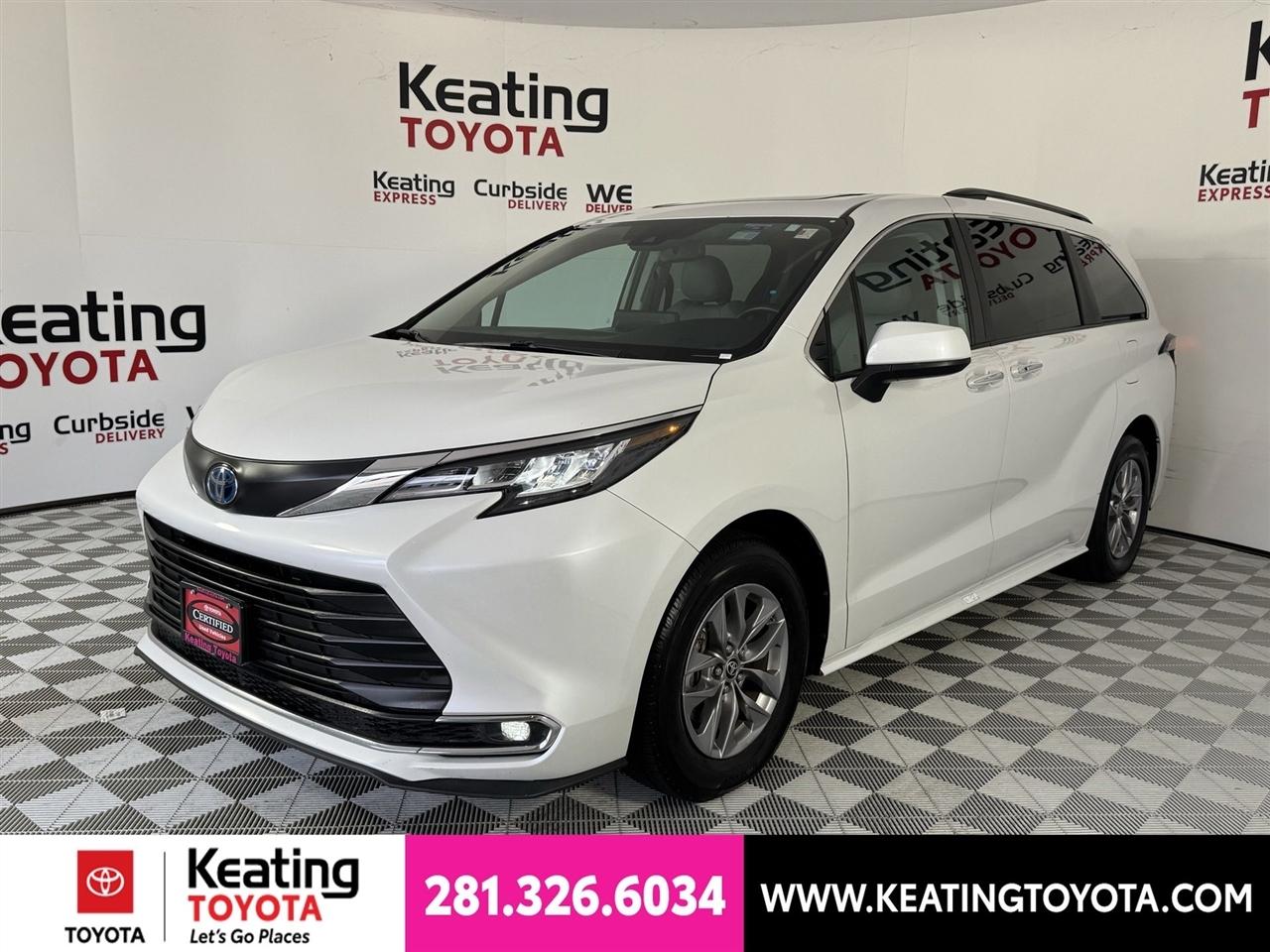 Toyota Sienna XLE 7-Passenger 2024