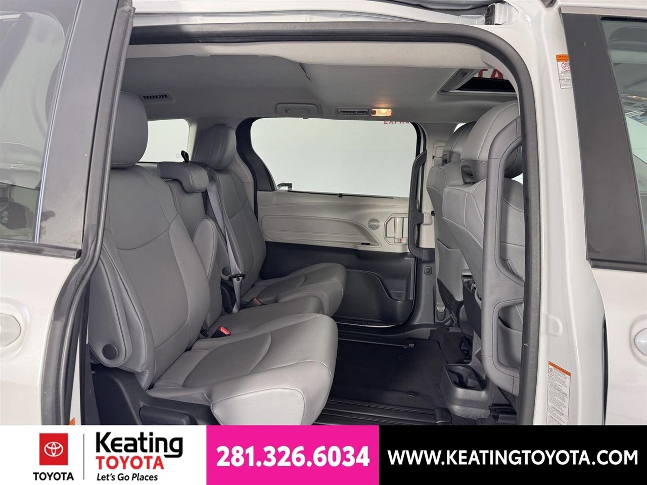 Toyota Sienna XLE 7-Passenger 2024