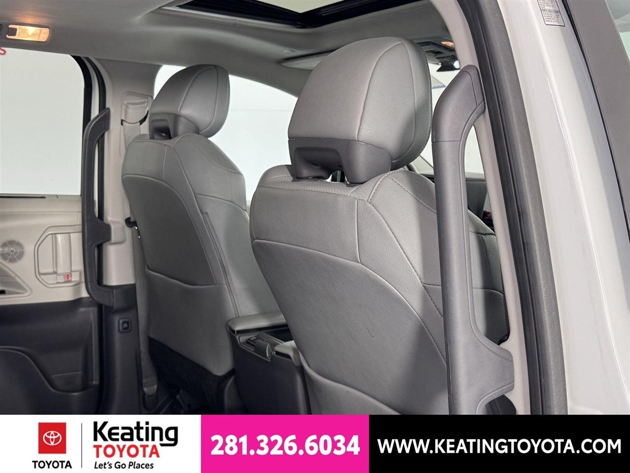 Toyota Sienna XLE 7-Passenger 2024