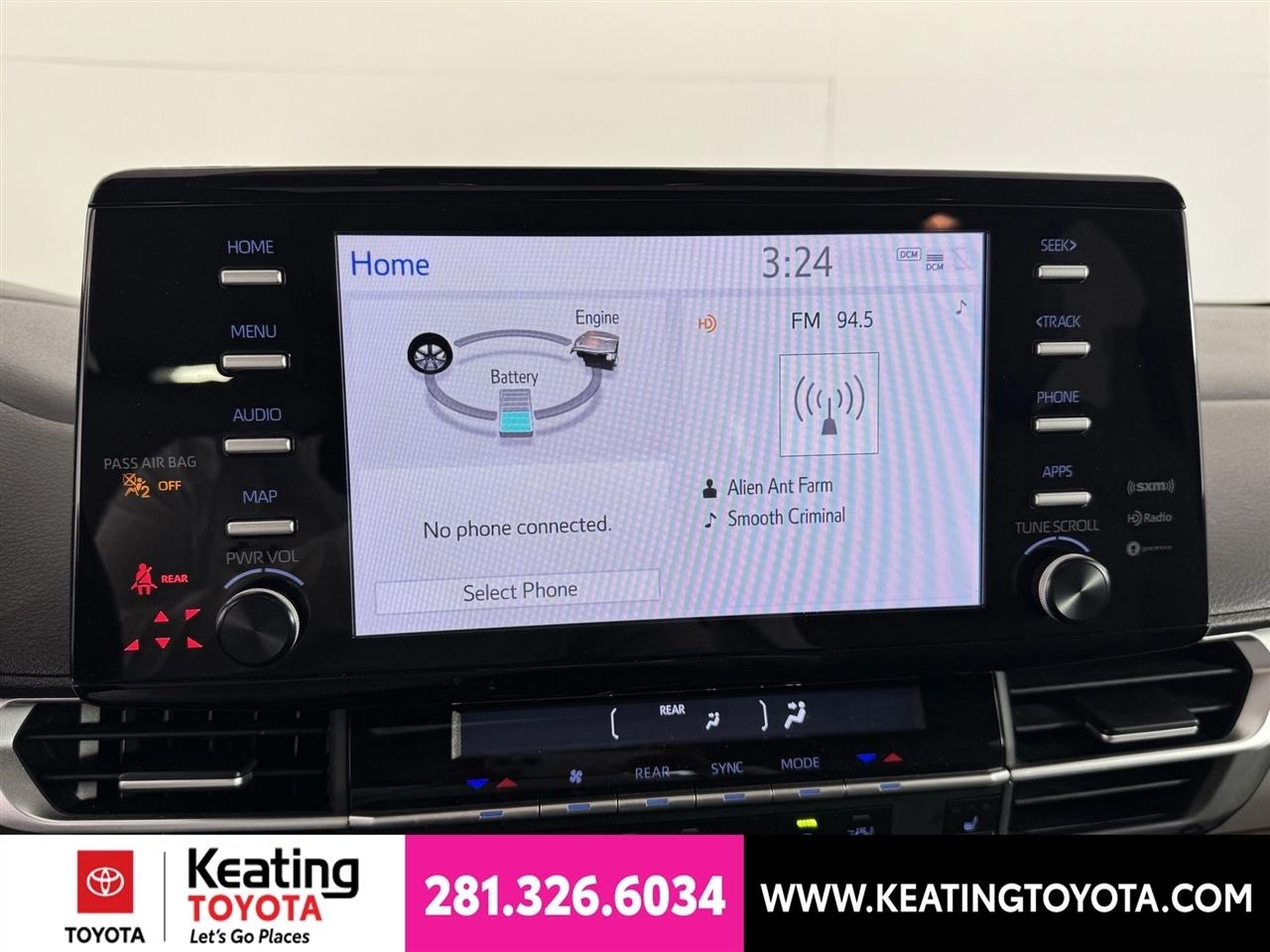 Toyota Sienna XLE 7-Passenger 2024