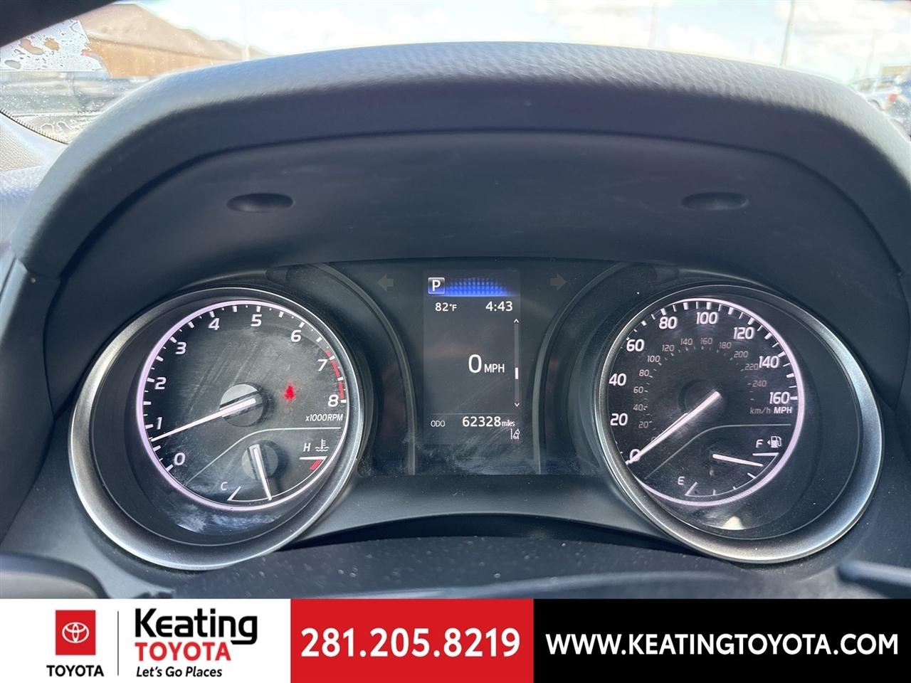 Toyota Camry SE 2024