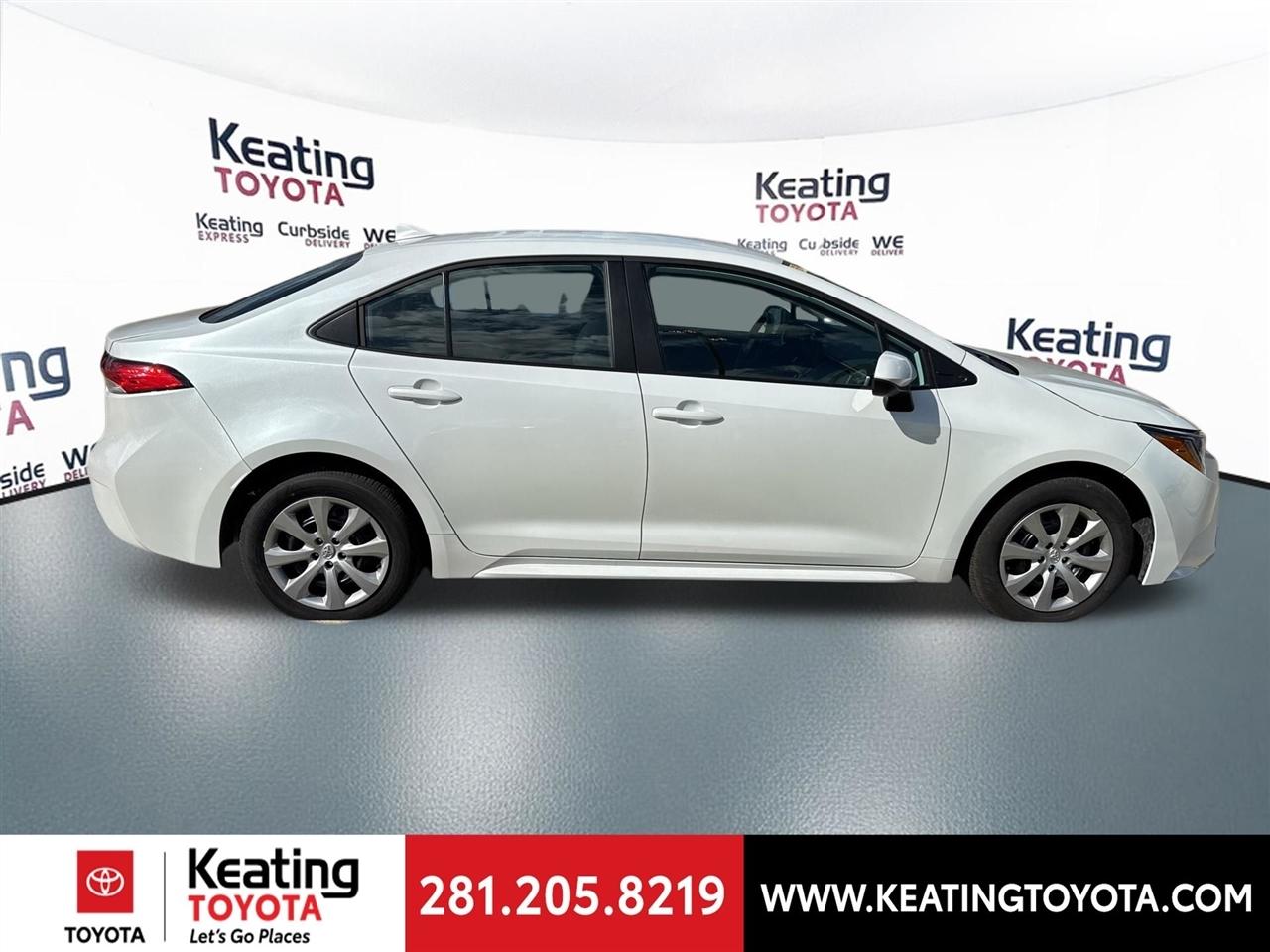 Toyota Corolla LE 2026