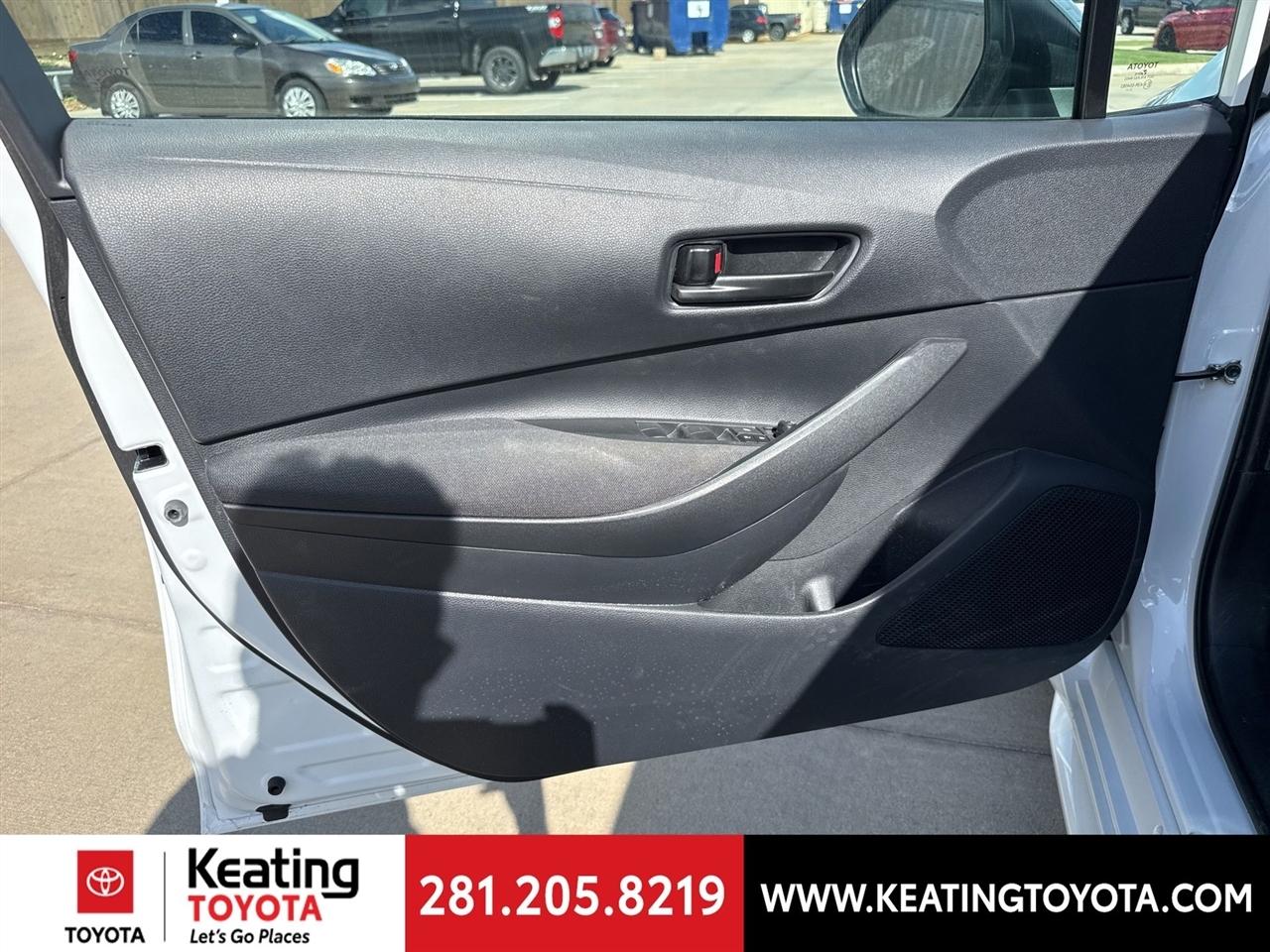 Toyota Corolla LE 2026