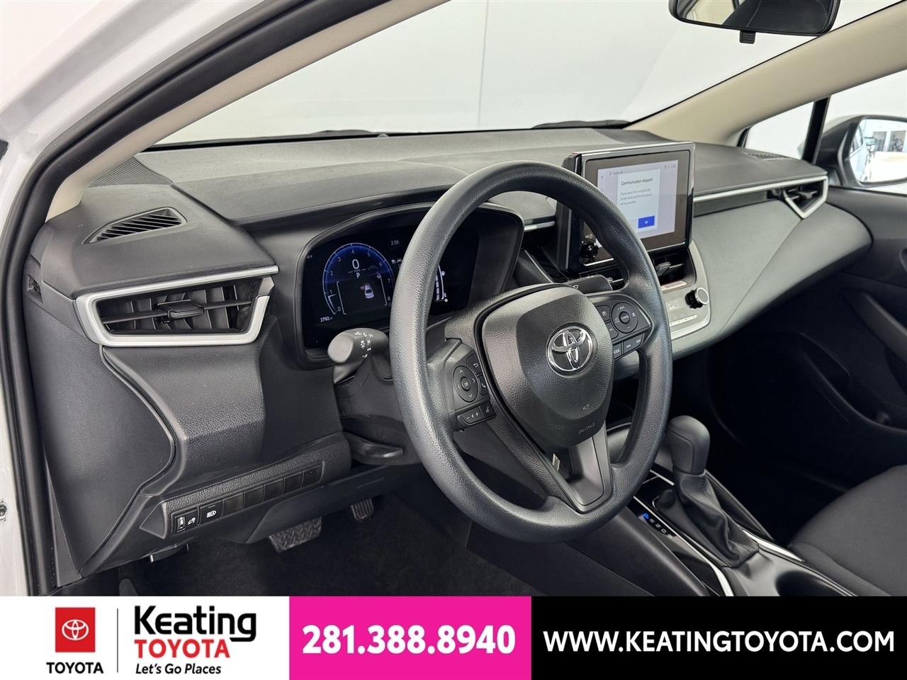 Toyota Corolla LE 2026