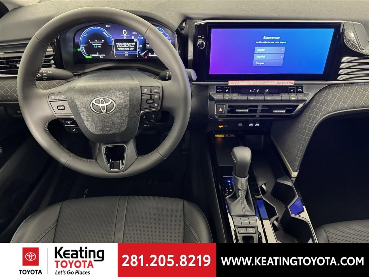 Toyota Camry Hybrid XLE 2026