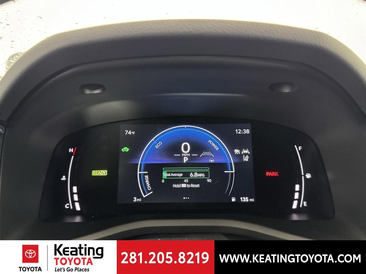 Toyota Camry Hybrid XLE 2026