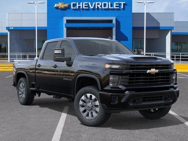 Chevrolet Silverado 2500HD Custom Crew Cab Long Box 4WD 2026