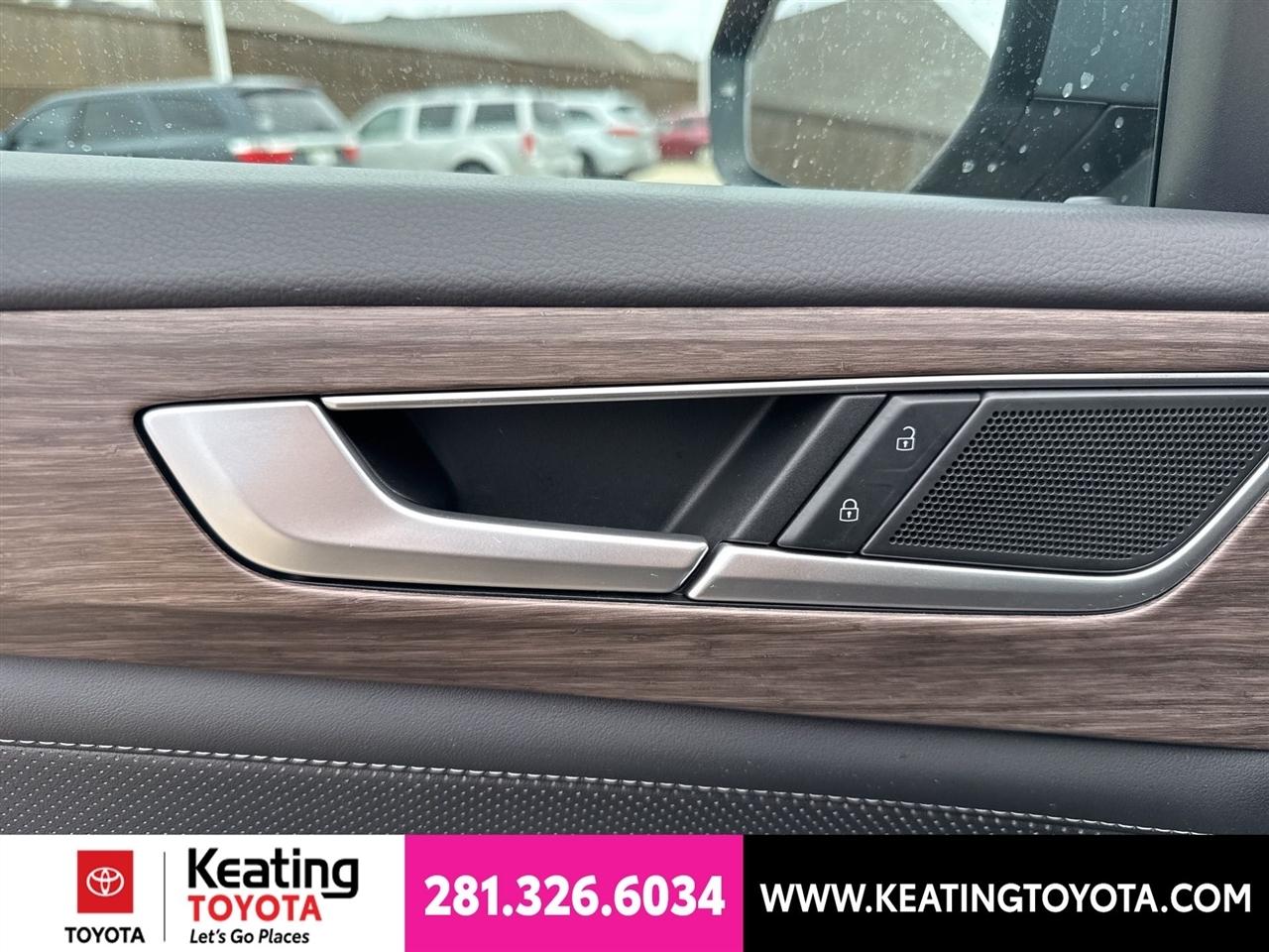 Volkswagen Atlas SEL 4MOTION 2025