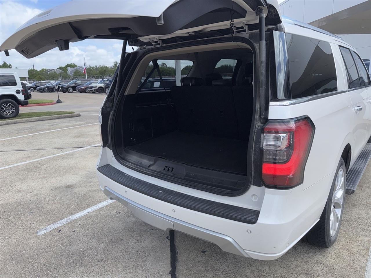 Ford Expedition MAX Platinum 4WD 2018