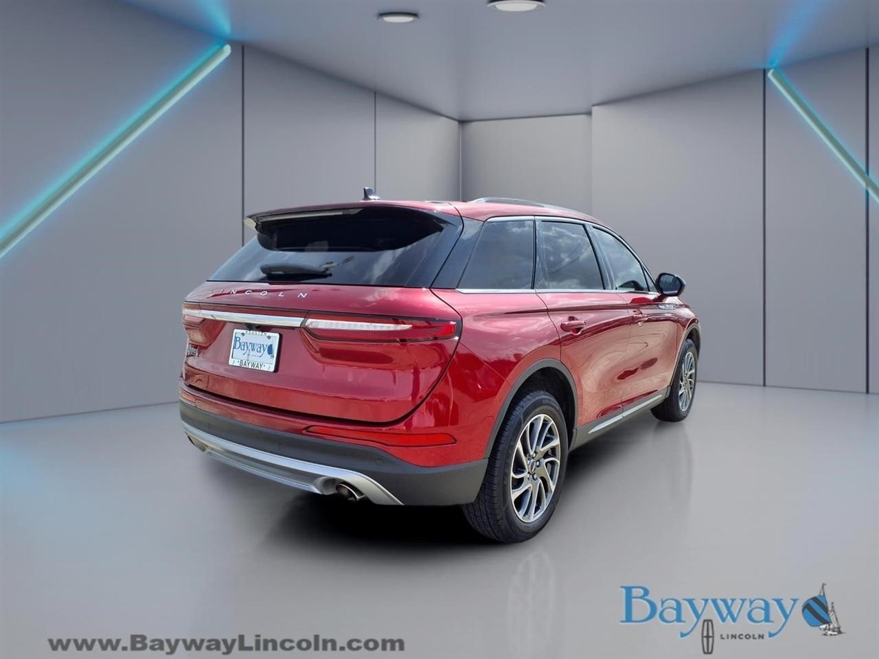 Lincoln Corsair Base 2022