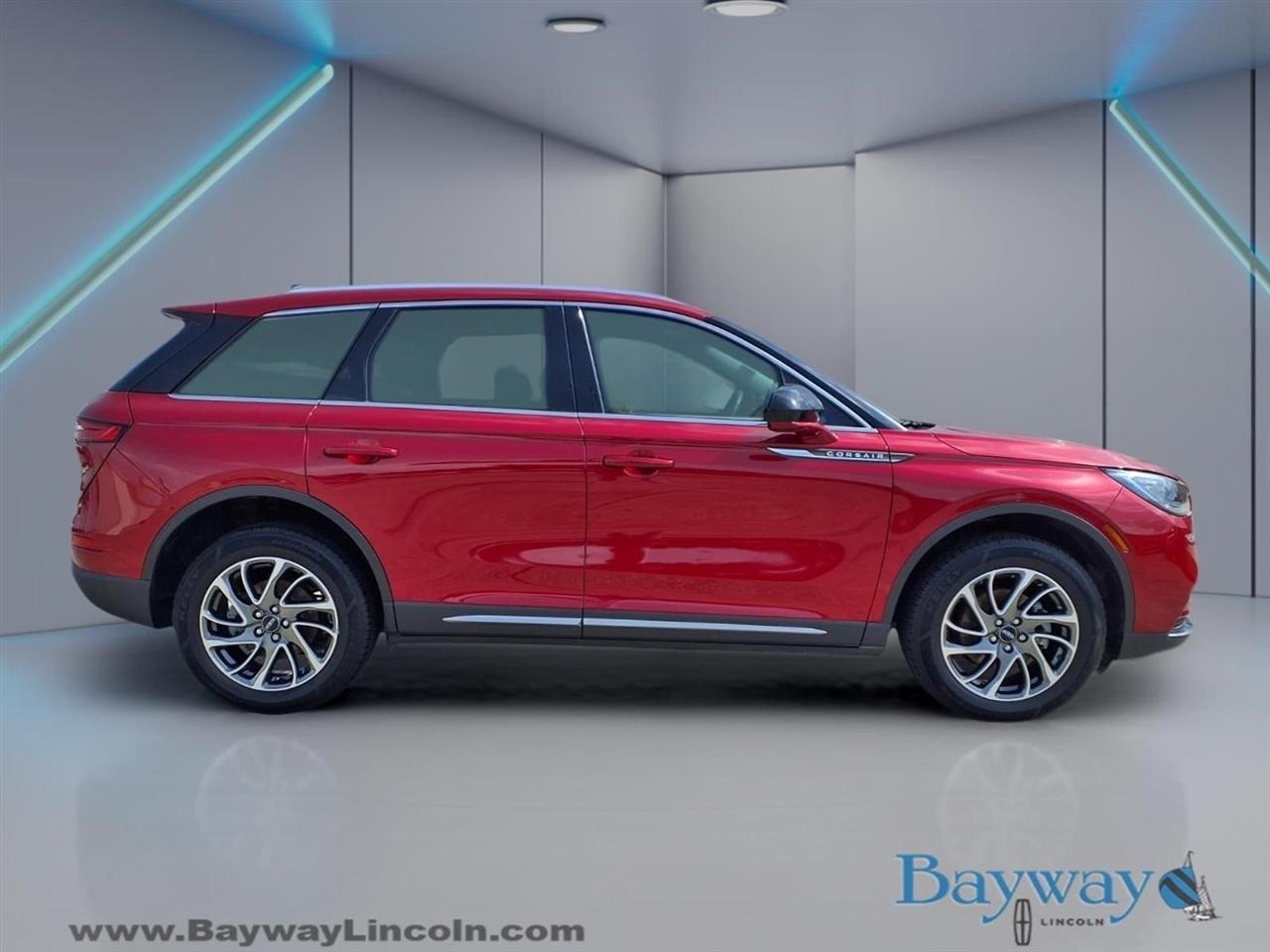 Lincoln Corsair Base 2022