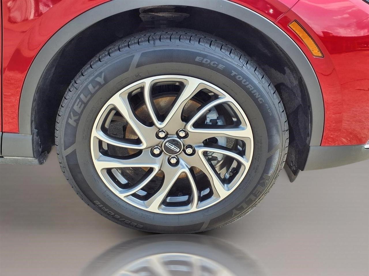 Lincoln Corsair Base 2022