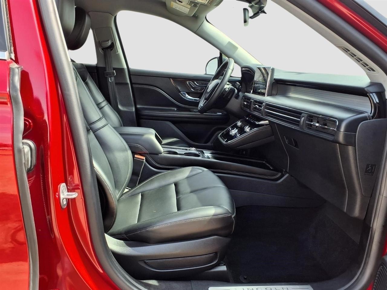 Lincoln Corsair Base 2022