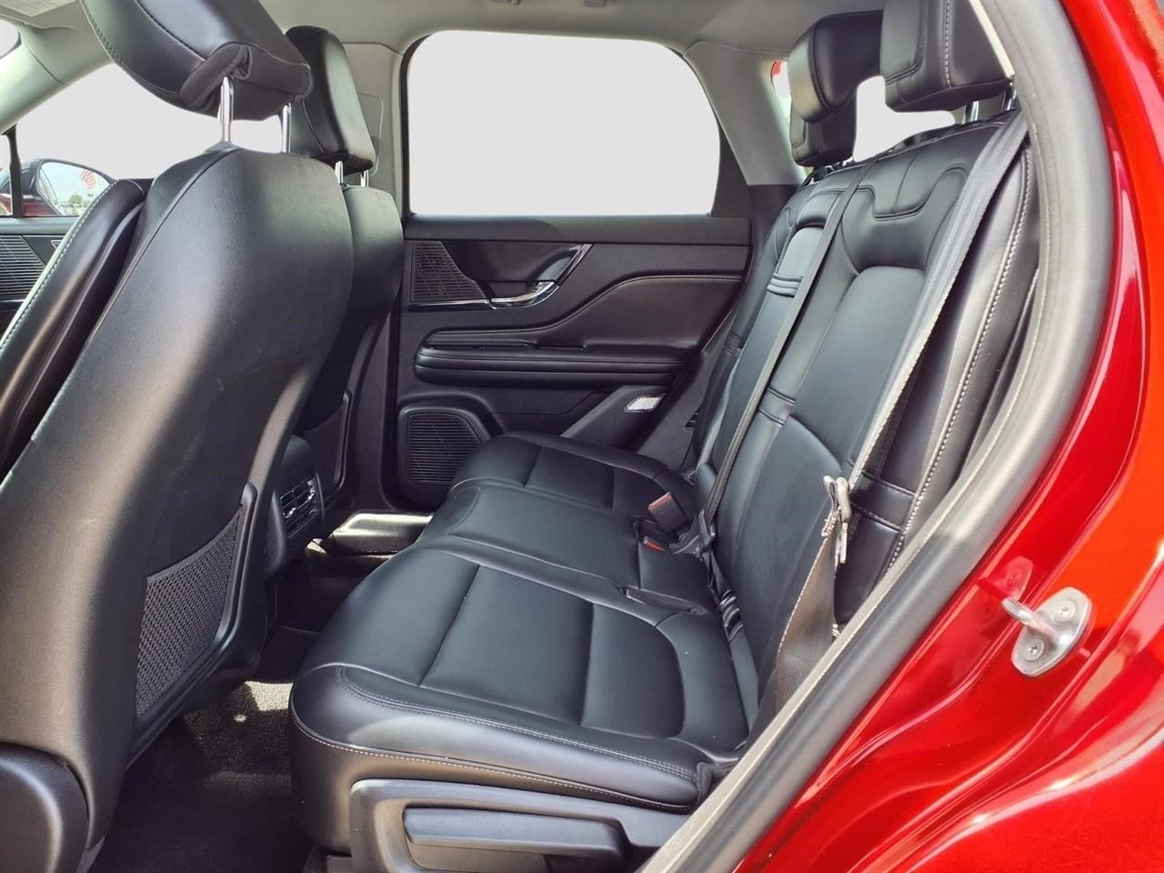 Lincoln Corsair Base 2022