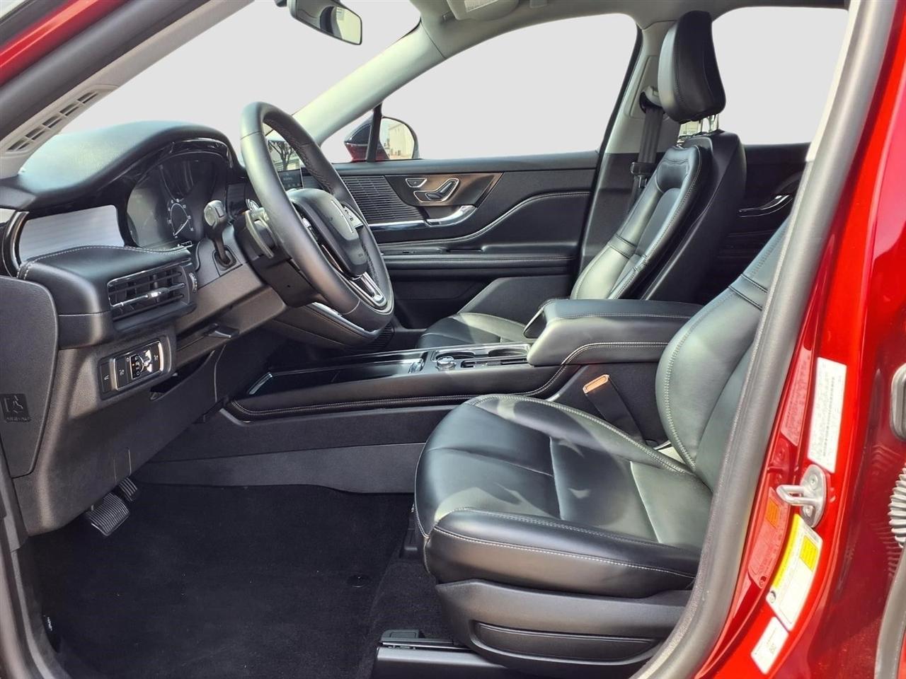 Lincoln Corsair Base 2022