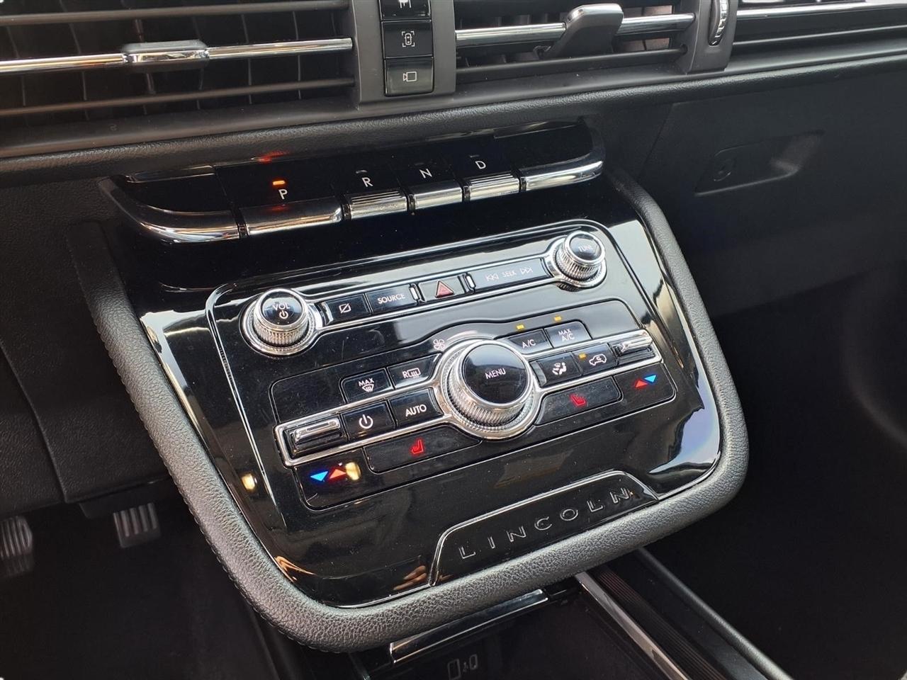 Lincoln Corsair Base 2022