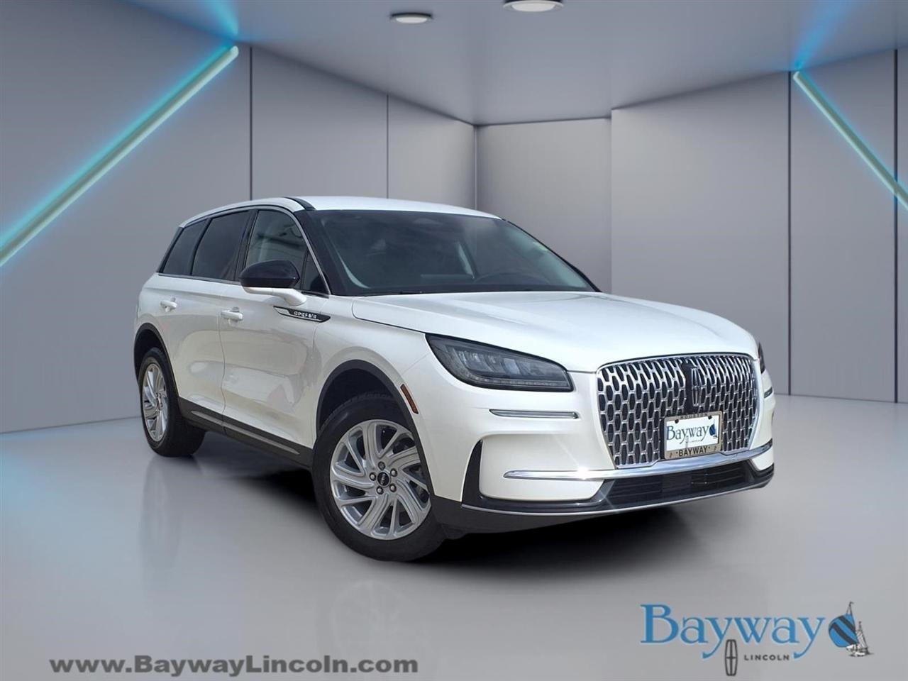 Lincoln Corsair Base 2023