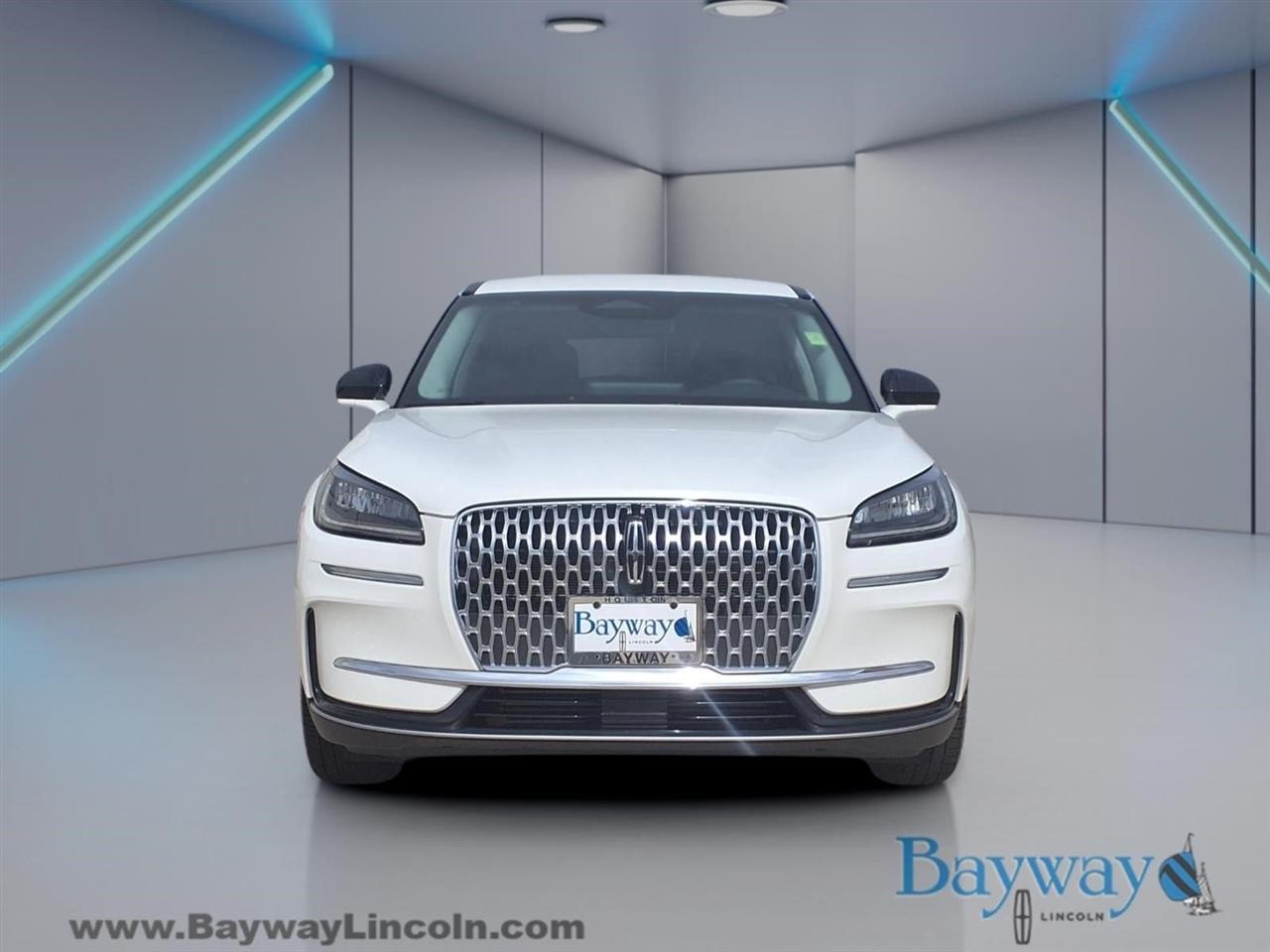 Lincoln Corsair Base 2023