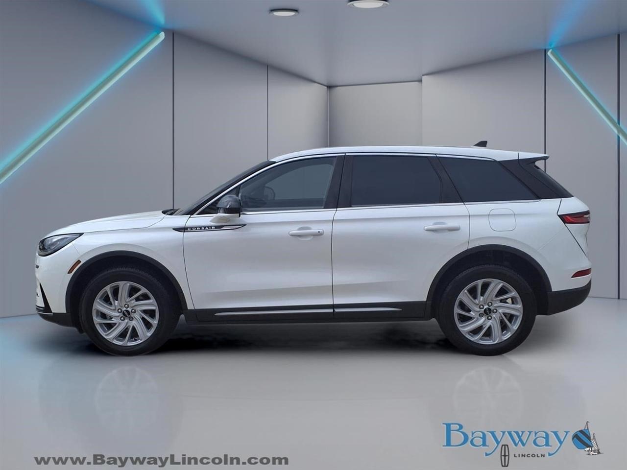 Lincoln Corsair Base 2023