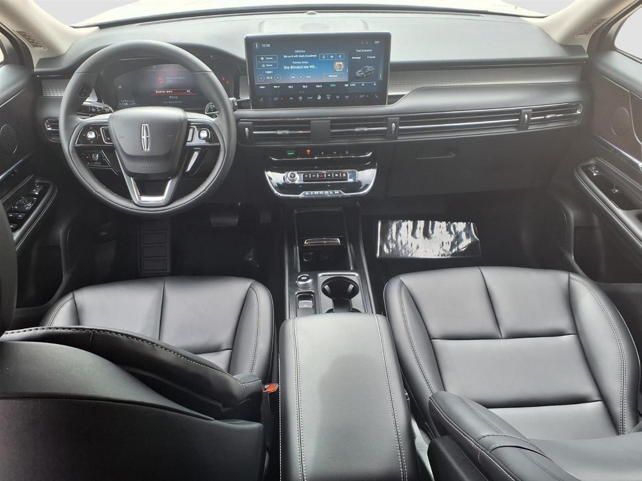 Lincoln Corsair Base 2023