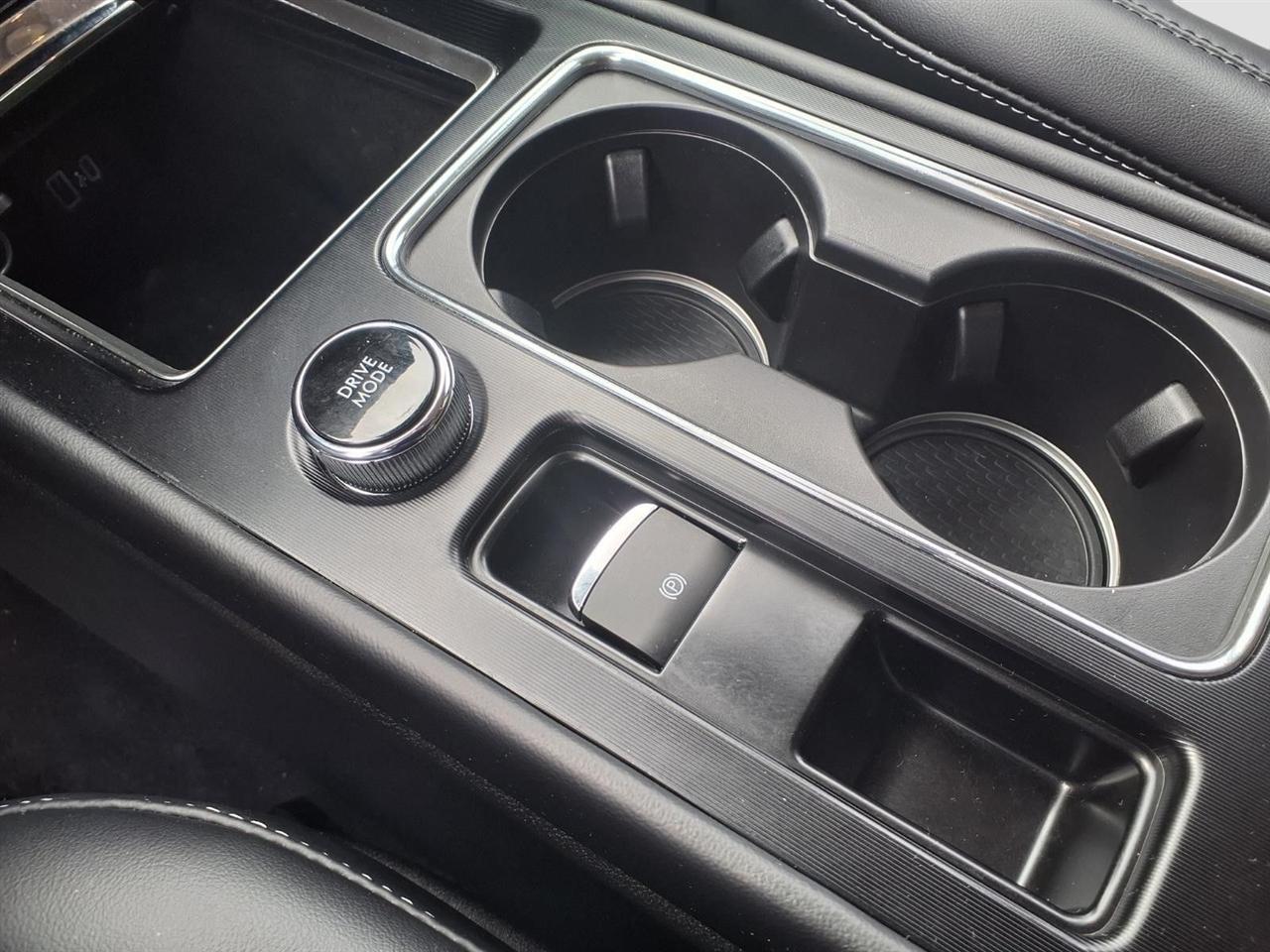 Lincoln Corsair Base 2023