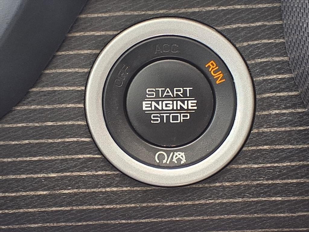 RAM 1500 Limited Crew Cab SWB 4WD 2024