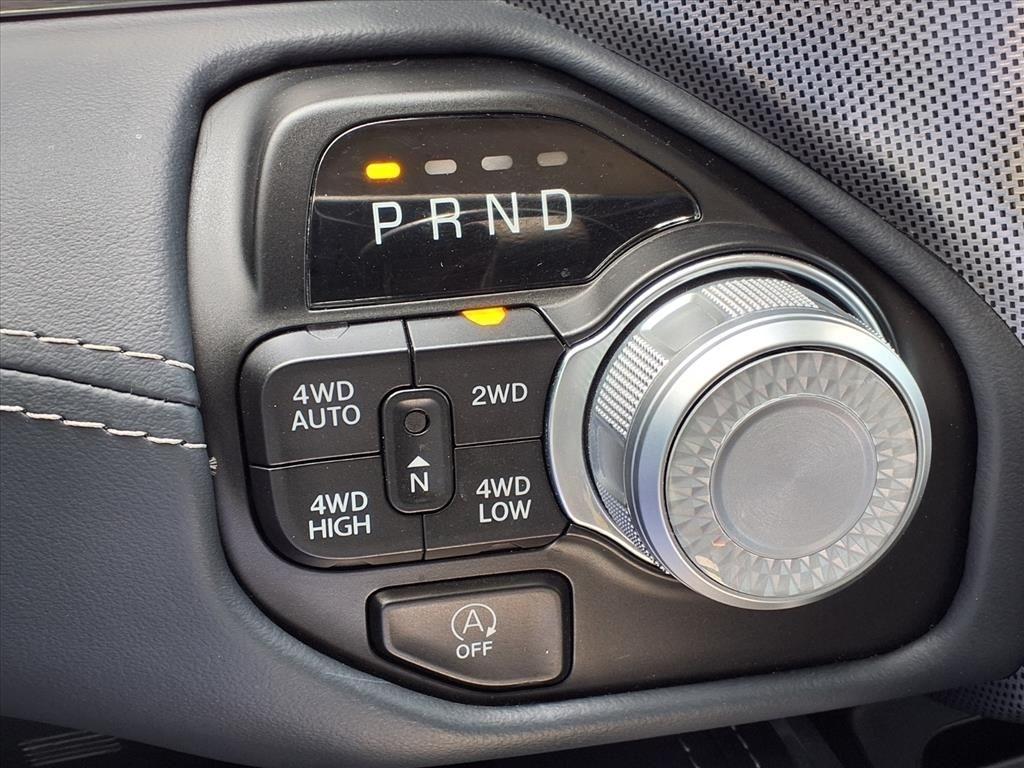 RAM 1500 Limited Crew Cab SWB 4WD 2024