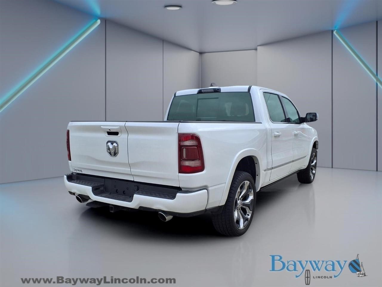 RAM 1500 Limited Crew Cab SWB 4WD 2024