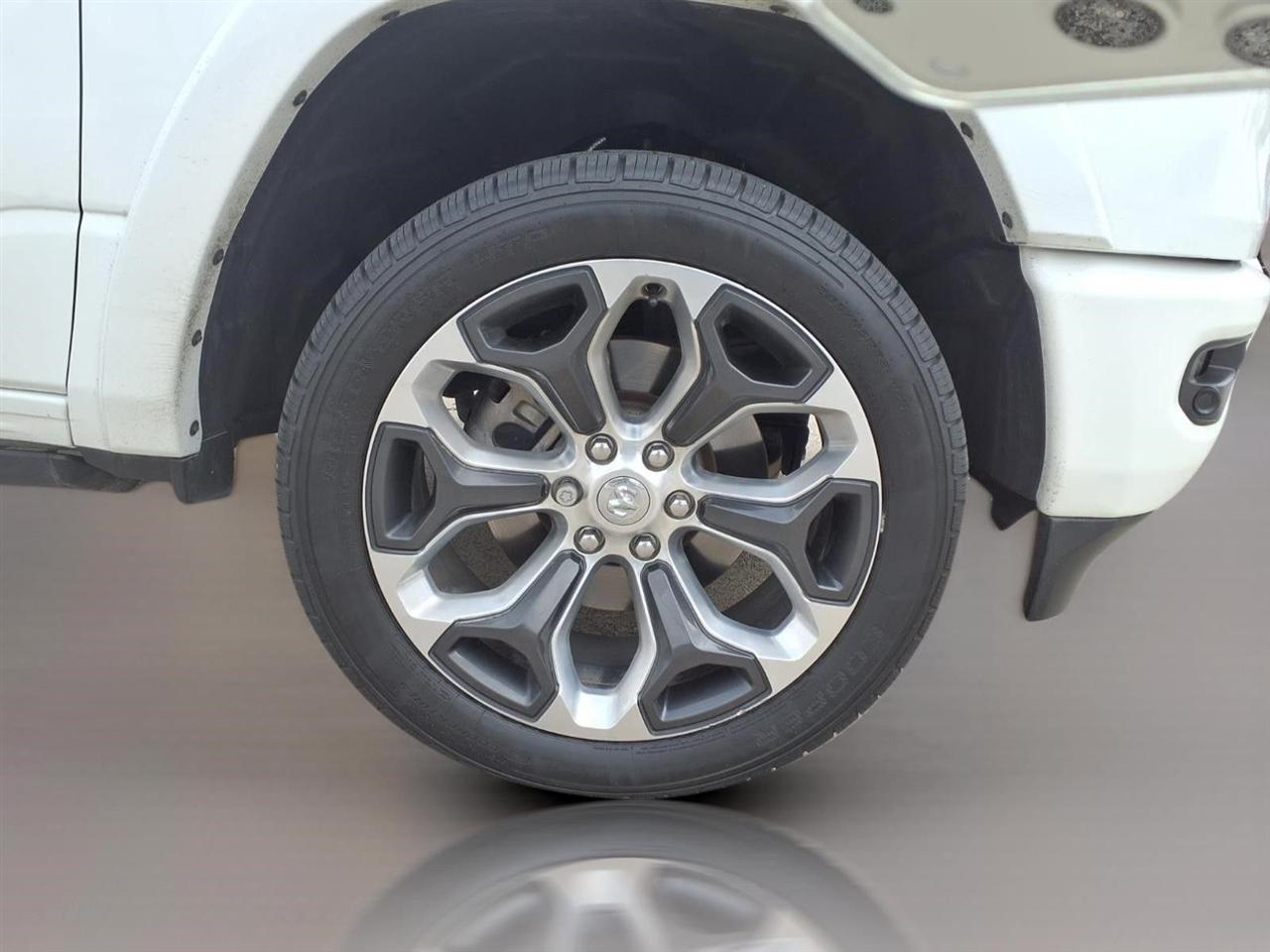 RAM 1500 Limited Crew Cab SWB 4WD 2024