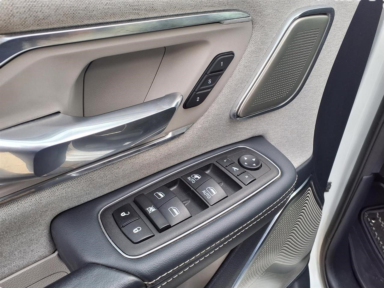 RAM 1500 Limited Crew Cab SWB 4WD 2024