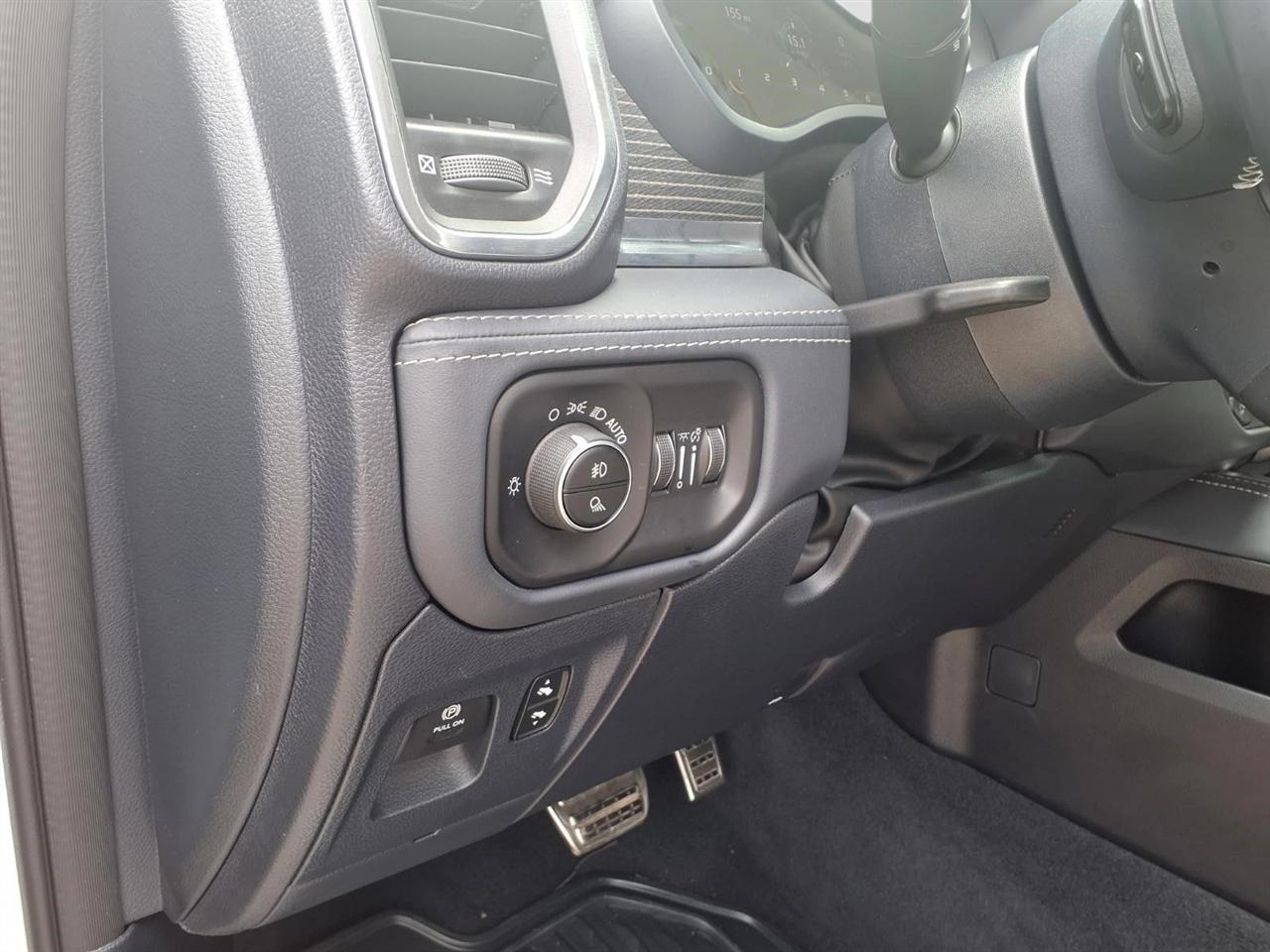 RAM 1500 Limited Crew Cab SWB 4WD 2024