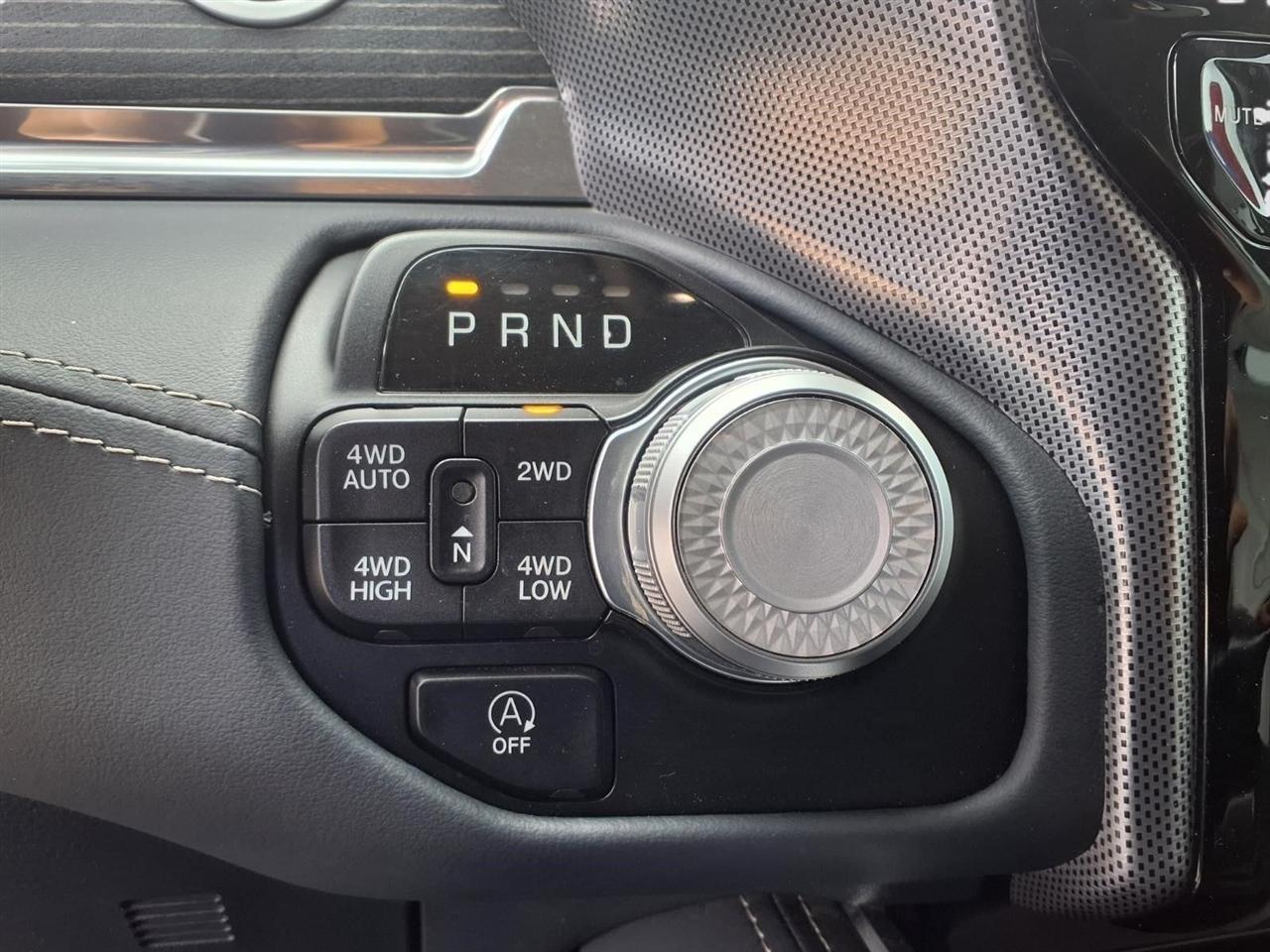 RAM 1500 Limited Crew Cab SWB 4WD 2024