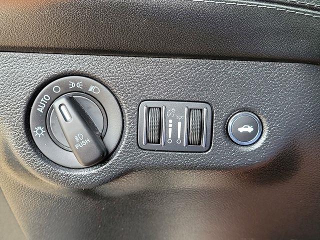 Dodge Challenger R/T Plus 2023