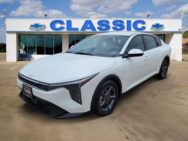 Kia K4 LXS 2025