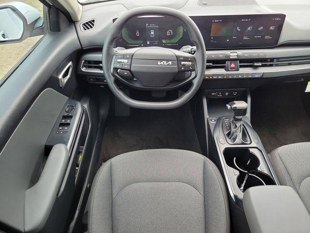 Kia K4 LXS 2025