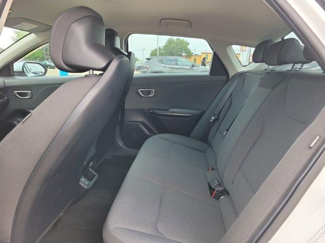 Kia K4 LXS 2025