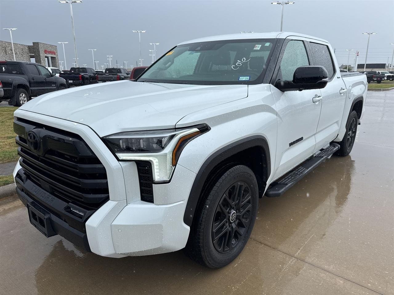 Toyota Tundra Limited CrewMax 2WD 2024