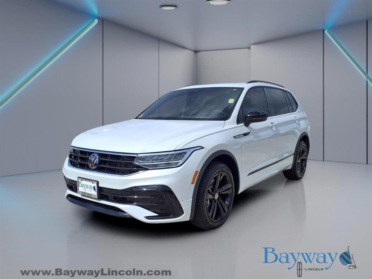 Volkswagen Tiguan SE R-Line Black 2024